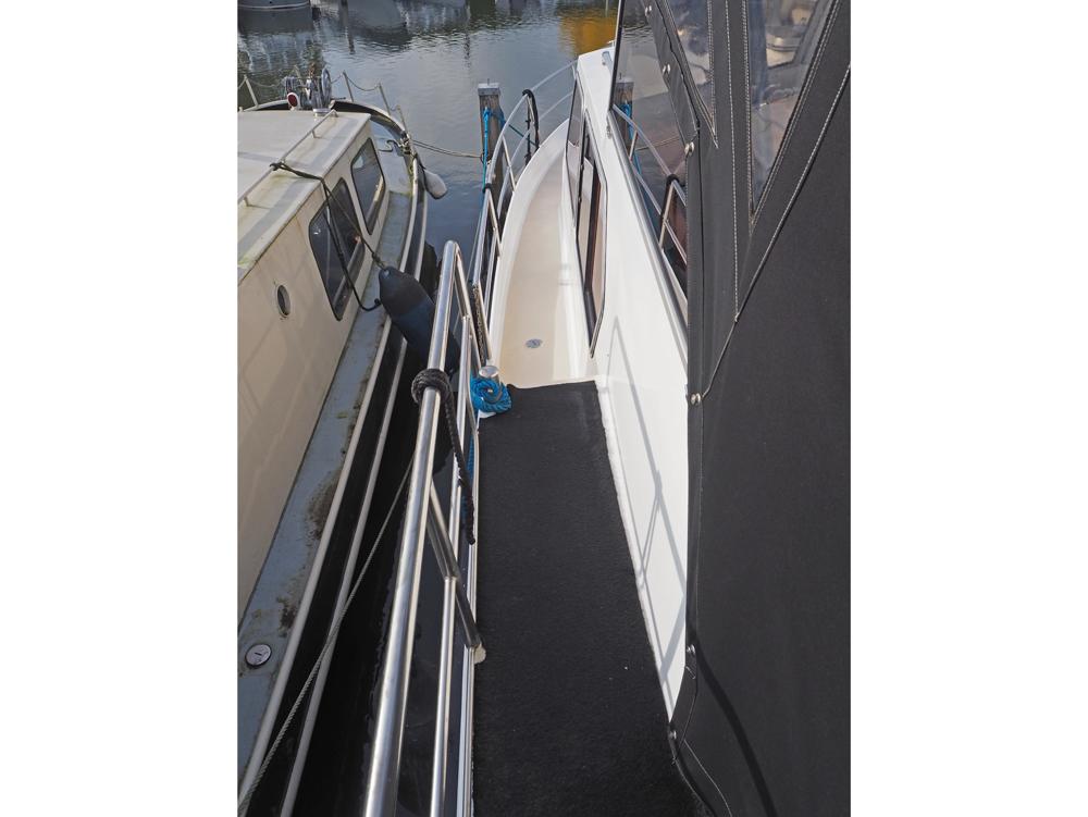 picture Deck equipment